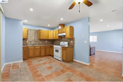 40 Gonzalez Dr, Hollister, CA 95023 - Photo 12