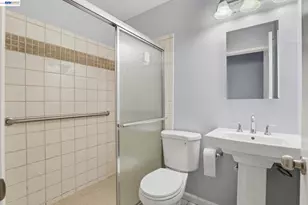 40 Gonzalez Dr, Hollister, CA 95023 - Photo 20