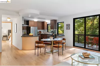 433 Capricorn Ave, Oakland, CA 94611 - Photo 10