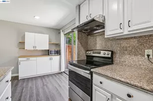 38623 Cherry Ln, Fremont, CA 94536 - Photo 12