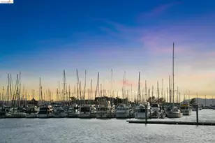 9 Commodore Dr, Emeryville, CA 94608 - Photo 54