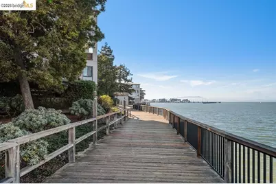 9 Commodore Dr #A207, Emeryville, CA 94608 - Photo 30