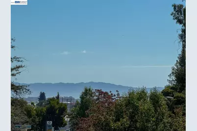 3500 Seminary Ave, Oakland, CA 94605 - Photo 30