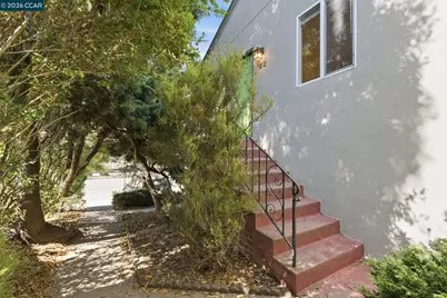 1812 Carlson Blvd, Richmond, CA 94804 - Photo 6