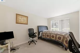 1137 Yarwood Ct, San Jose, CA 95128 - Photo 14