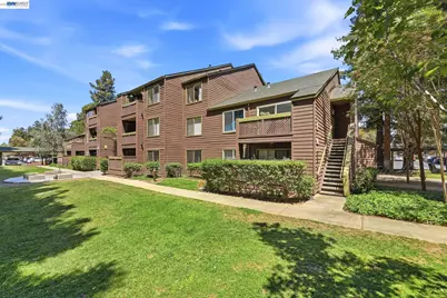 1137 Yarwood Court, San Jose, CA 95128 - Photo 2