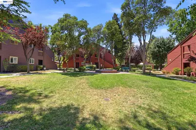 1137 Yarwood Court, San Jose, CA 95128 - Photo 30