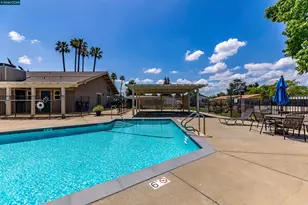 2368 Dalis Dr, Concord, CA 94520 - Photo 70