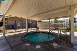 2368 Dalis Dr, Concord, CA 94520 - Photo 74