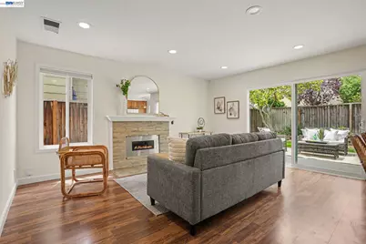 135 Justin Cir, Alameda, CA 94502 - Photo 14