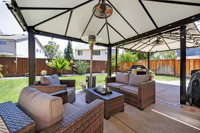 333 Glenbriar Cir, Tracy, CA 95377 - Photo 14