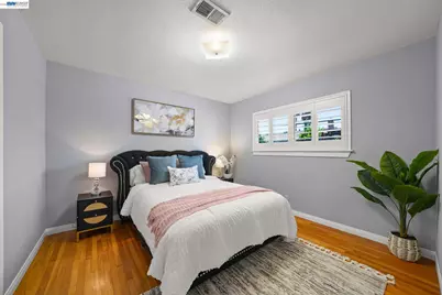 1435 Bouret Dr, San Jose, CA 95118 - Photo 20