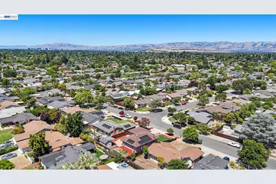 1435 Bouret Dr, San Jose, CA 95118 - Photo 52
