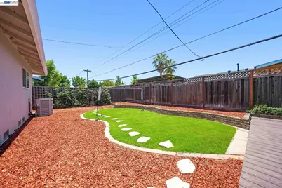1435 Bouret Dr, San Jose, CA 95118 - Photo 32