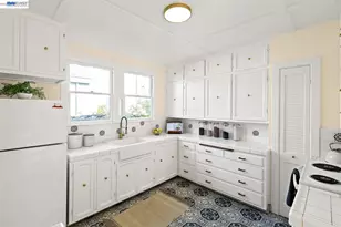 2801 Clay St, Alameda, CA 94501 - Photo 18