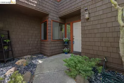 3 Bosworth Walk, Pleasant Hill, CA 94523 - Photo 2