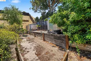 1150 Los Palos Ct, Pittsburg, CA 94565 - Photo 20