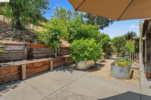 1150 Los Palos Ct, Pittsburg, CA 94565 - Photo 22