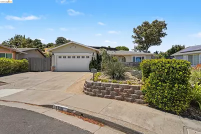 1150 Los Palos Ct, Pittsburg, CA 94565 - Photo 2