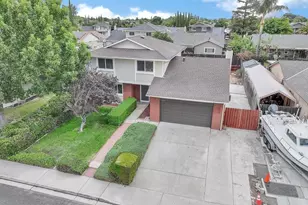 4900 Burgundy Dr, Oakley, CA 94561 - Photo 2