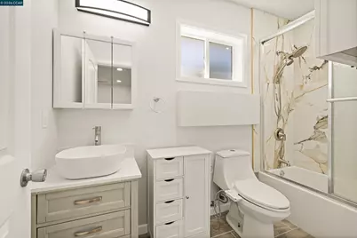 1694 Tammy Ln, Concord, CA 94519 - Photo 42