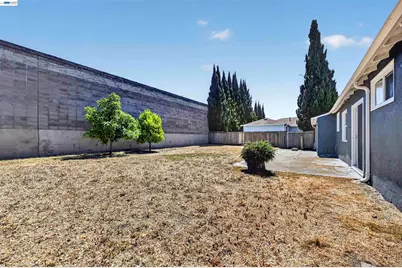 14326 Bradley St, San Leandro, CA 94579 - Photo 32