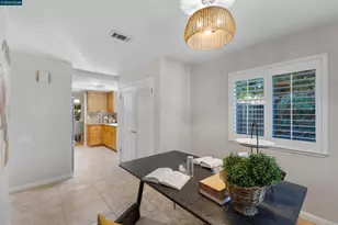 109 Blossom Ct, Danville, CA 94506 - Photo 14