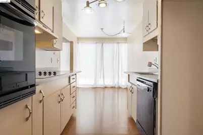 398 Adams St #104, Oakland, CA 94610 - Photo 4