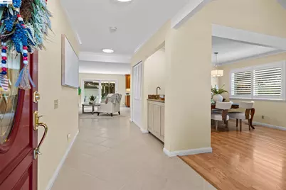 2533 Larrikeet Ct, Pleasanton, CA 94566 - Photo 8