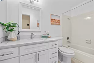 2533 Larrikeet Ct, Pleasanton, CA 94566 - Photo 32