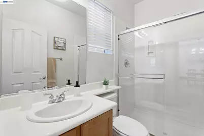 24 Heritage Dr, Mountain House, CA 95391 - Photo 26