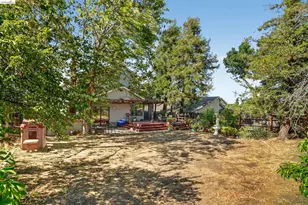 2717 Lobelia Ct, Antioch, CA 94531 - Photo 46