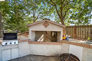 2717 Lobelia Ct, Antioch, CA 94531 - Photo 44
