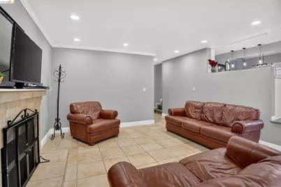 2717 Lobelia Ct, Antioch, CA 94531 - Photo 18