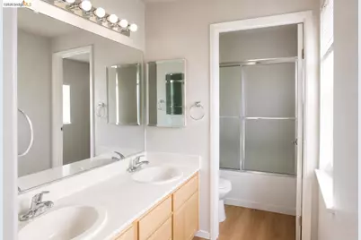 256 Napoli Ct, Hercules, CA 94547 - Photo 12