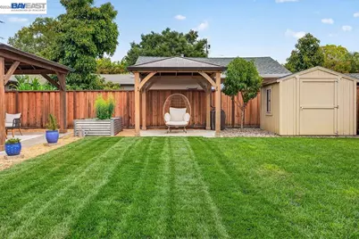 1120 Henderson Ave, Menlo Park, CA 94025 - Photo 38