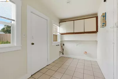 5362 Foothill Blvd, Oakland, CA 94601 - Photo 30