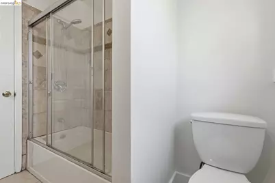5362 Foothill Blvd, Oakland, CA 94601 - Photo 24
