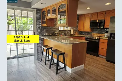 552 Redwood Dr, Vacaville, CA 95687 - Photo 1