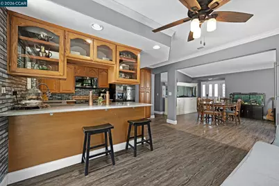 552 Redwood Dr, Vacaville, CA 95687 - Photo 18