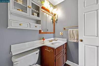 552 Redwood Dr, Vacaville, CA 95687 - Photo 20