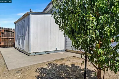 552 Redwood Dr, Vacaville, CA 95687 - Photo 46