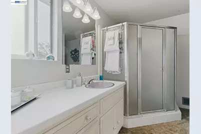 836 Hawthorne Dr, Rodeo, CA 94572 - Photo 22