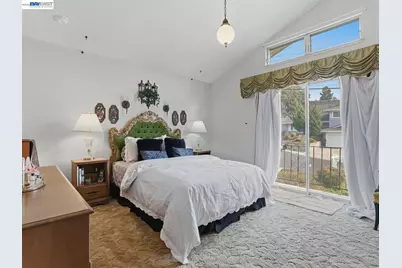 836 Hawthorne Dr, Rodeo, CA 94572 - Photo 20