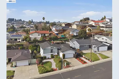 836 Hawthorne Dr, Rodeo, CA 94572 - Photo 36