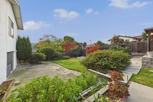 836 Hawthorne Dr, Rodeo, CA 94572 - Photo 32