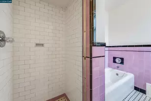 130 Woolsey St, San Francisco, CA 94134 - Photo 18