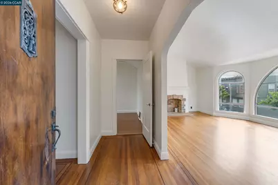 130 Woolsey St, San Francisco, CA 94134 - Photo 4