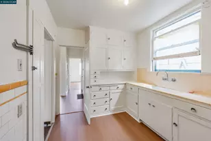 130 Woolsey St, San Francisco, CA 94134 - Photo 14