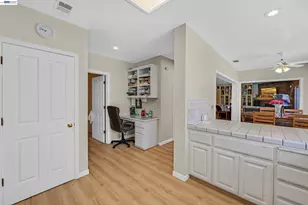 425 Cecelio Way, Tracy, CA 95376 - Photo 10